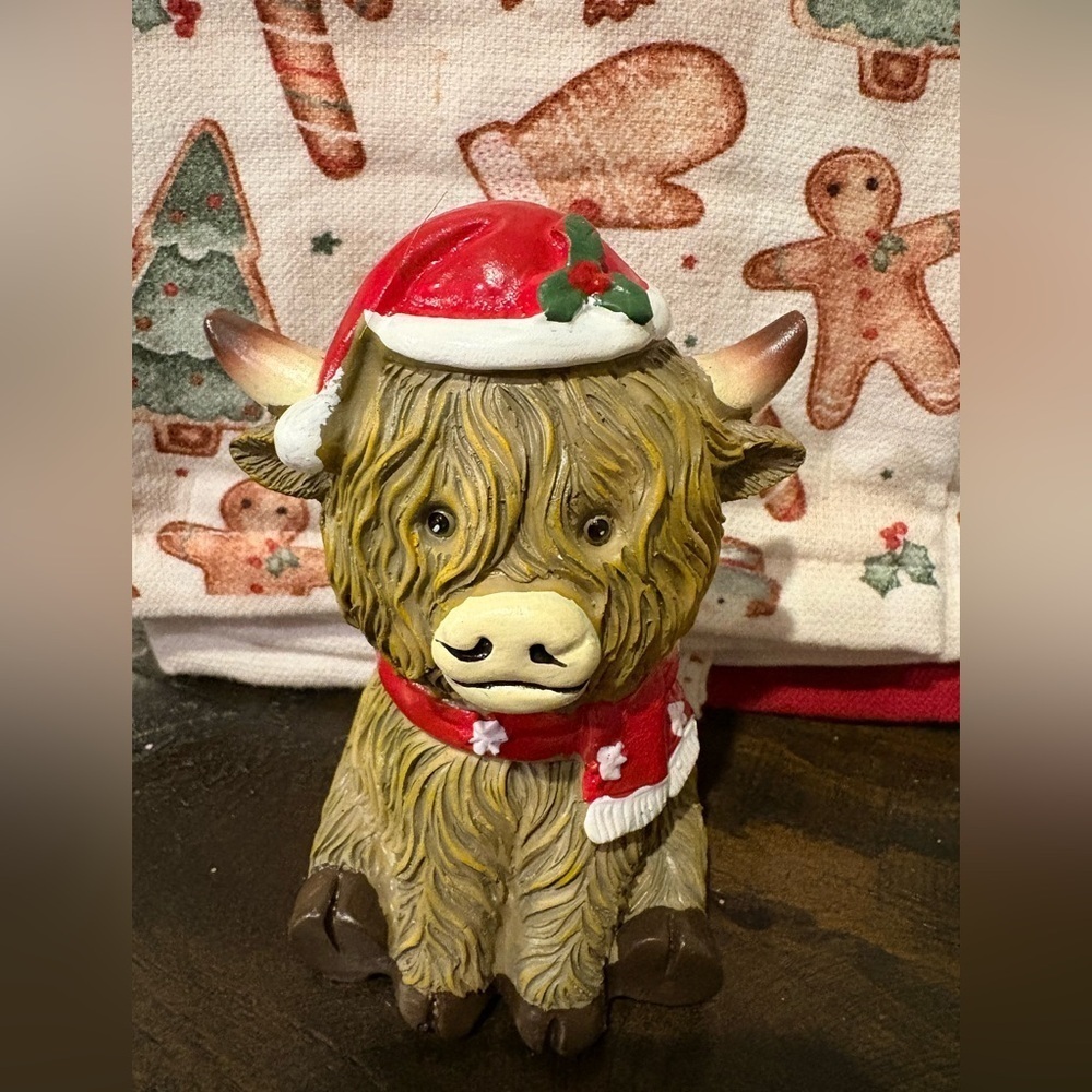 Festive Highland Cow Holiday Figurine